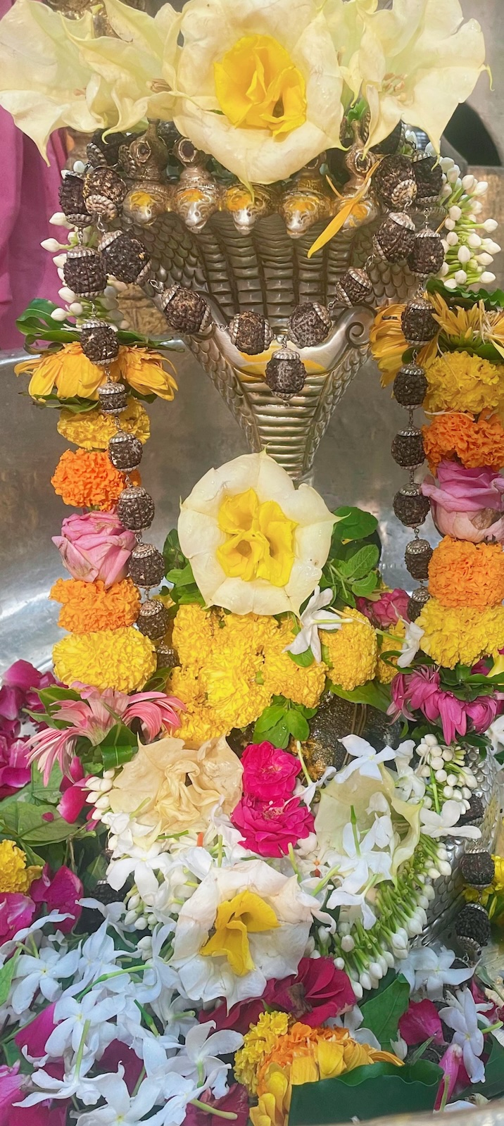 Shangar Darshan Shree Kubereshwar Mahadev