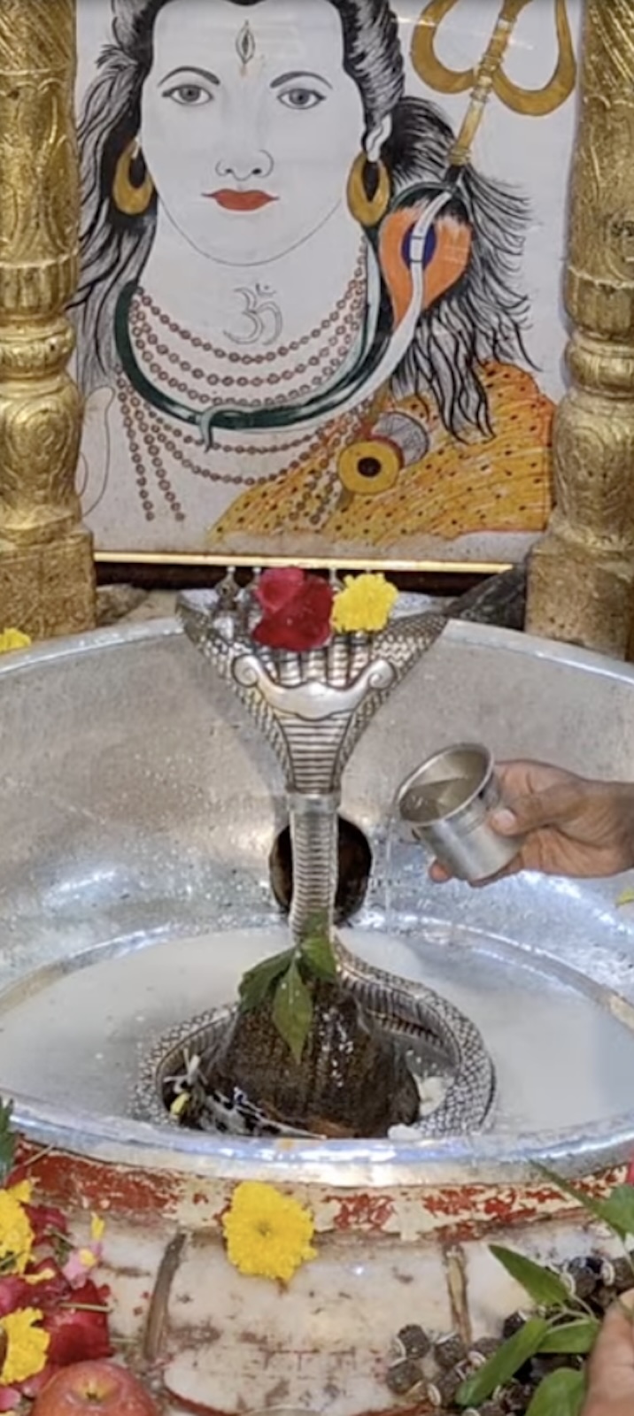Rudrabhishek to Shree Kubereshwar Mahadev