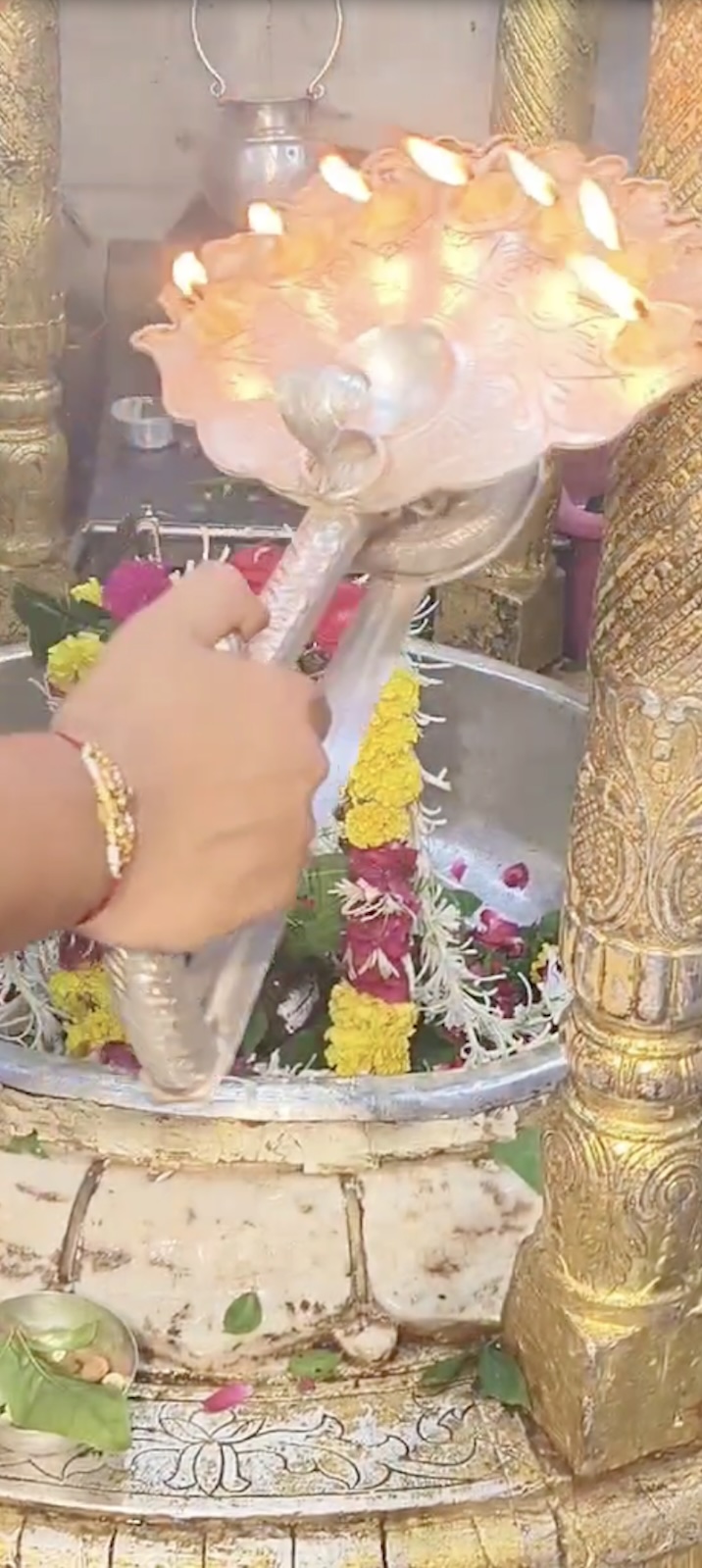 Aarti Darshan Maa Amba at Shree Kubereshwar Mahadev